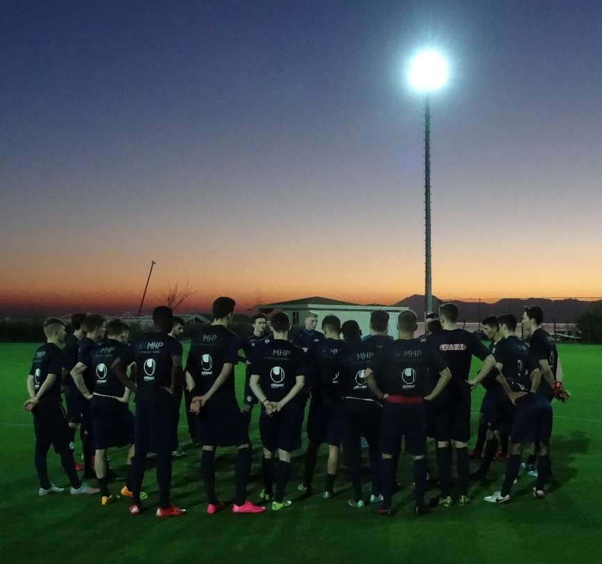 Belek: Training bis in den späten Abend.