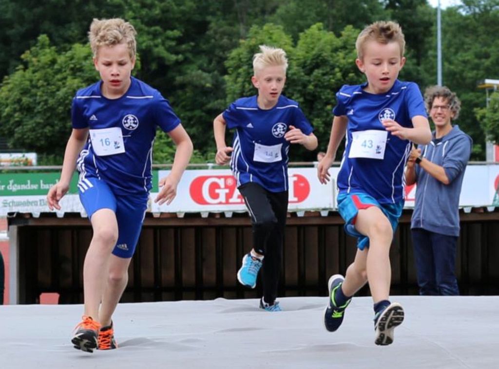 Die Kickers-Leichtathleten sind mit viel Eifer dabei.